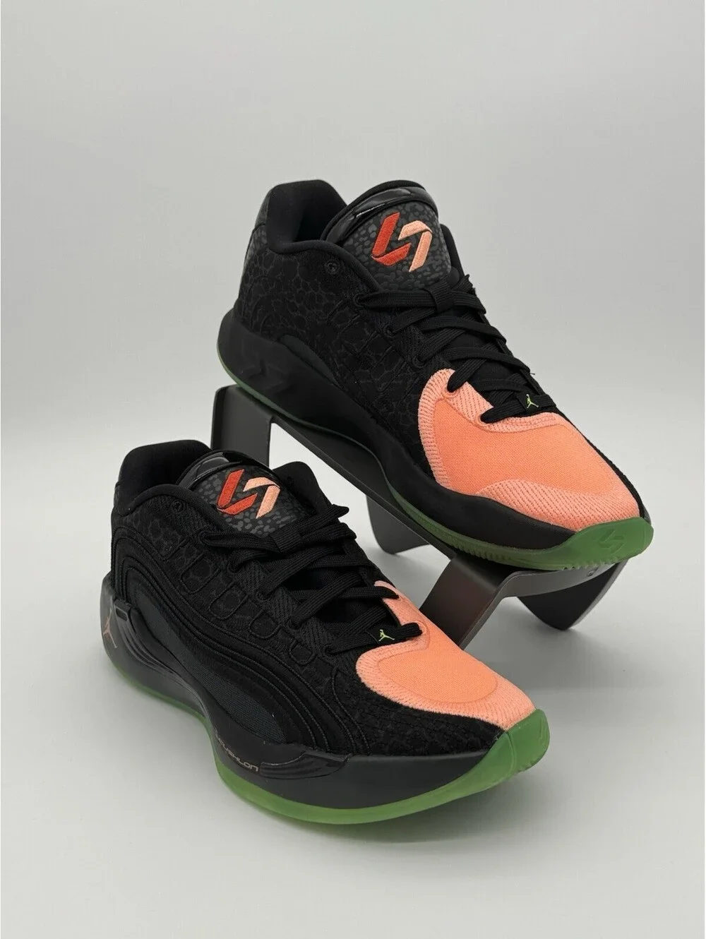 New Jordan Luka 4 Black/ Team Orange Safari Men’s 9.5 IO0204 001